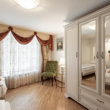 Airhome - Old Dominican Monastery *
