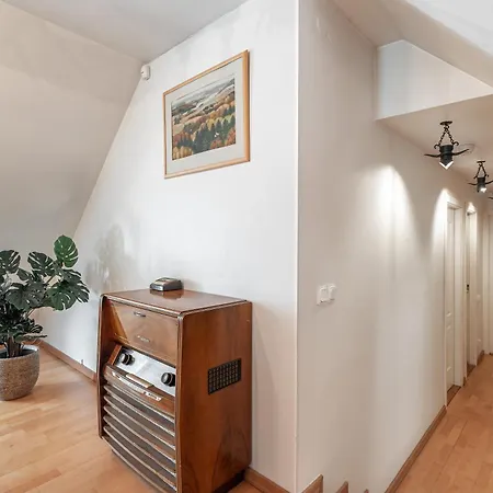 Airhome - Old Dominican Monastery アパート *