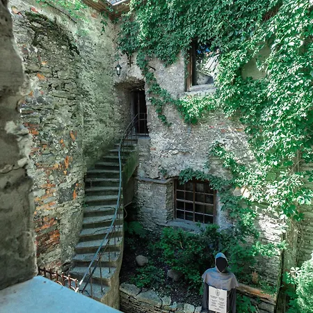 Airhome - Old Dominican Monastery Apartment