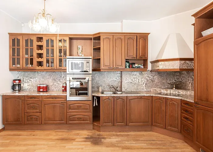 Airhome - Old Dominican Monastery *