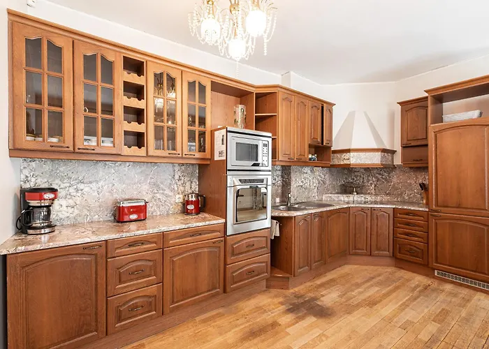 Airhome - Old Dominican Monastery Апартаменти