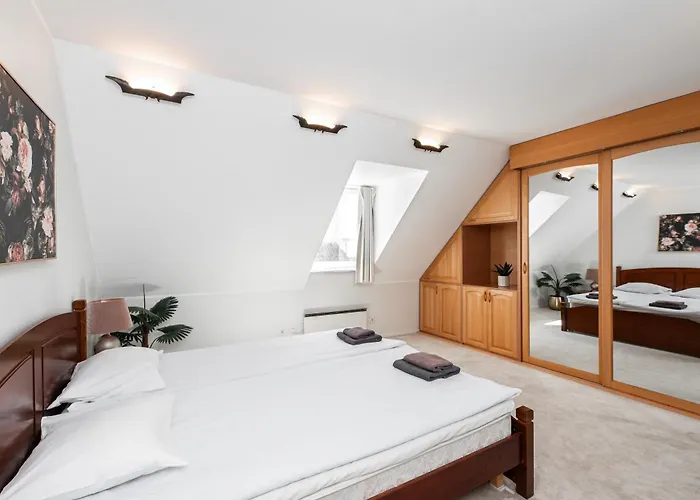 Airhome - Old Dominican Monastery Апартаменти