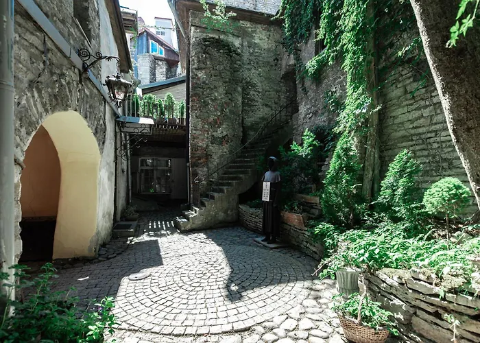 Airhome - Old Dominican Monastery * Таллінн