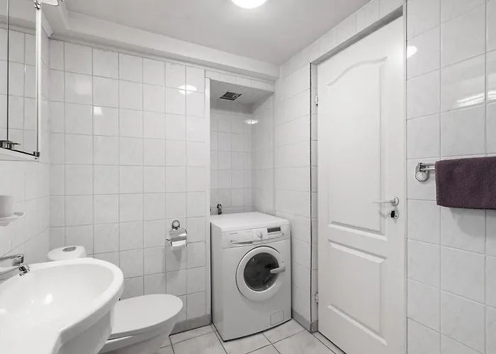 Airhome - Old Dominican Monastery Таллінн